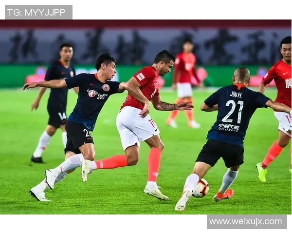 重庆足球队以67分领跑挑战赛积分榜展现强劲实力与团队合作精神